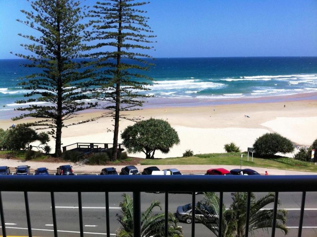 Aparthotel Coolum Caprice Coolum Beach Esterno foto